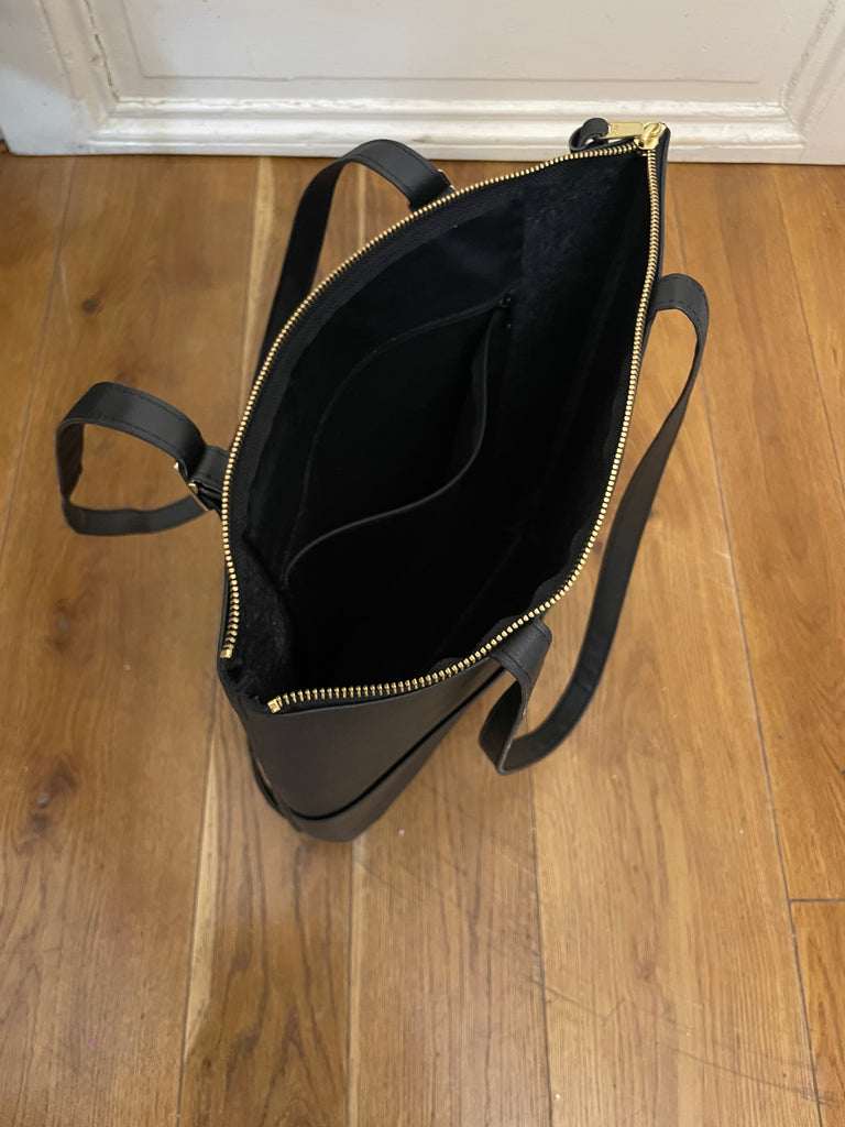 RUTA - Grosse Vegane Rucksacktasche